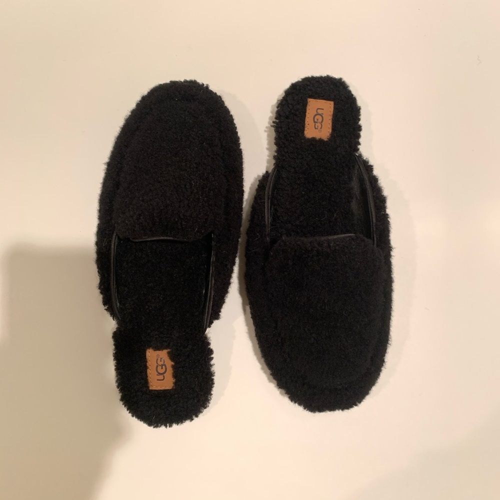 Ugg Slippers Black 8